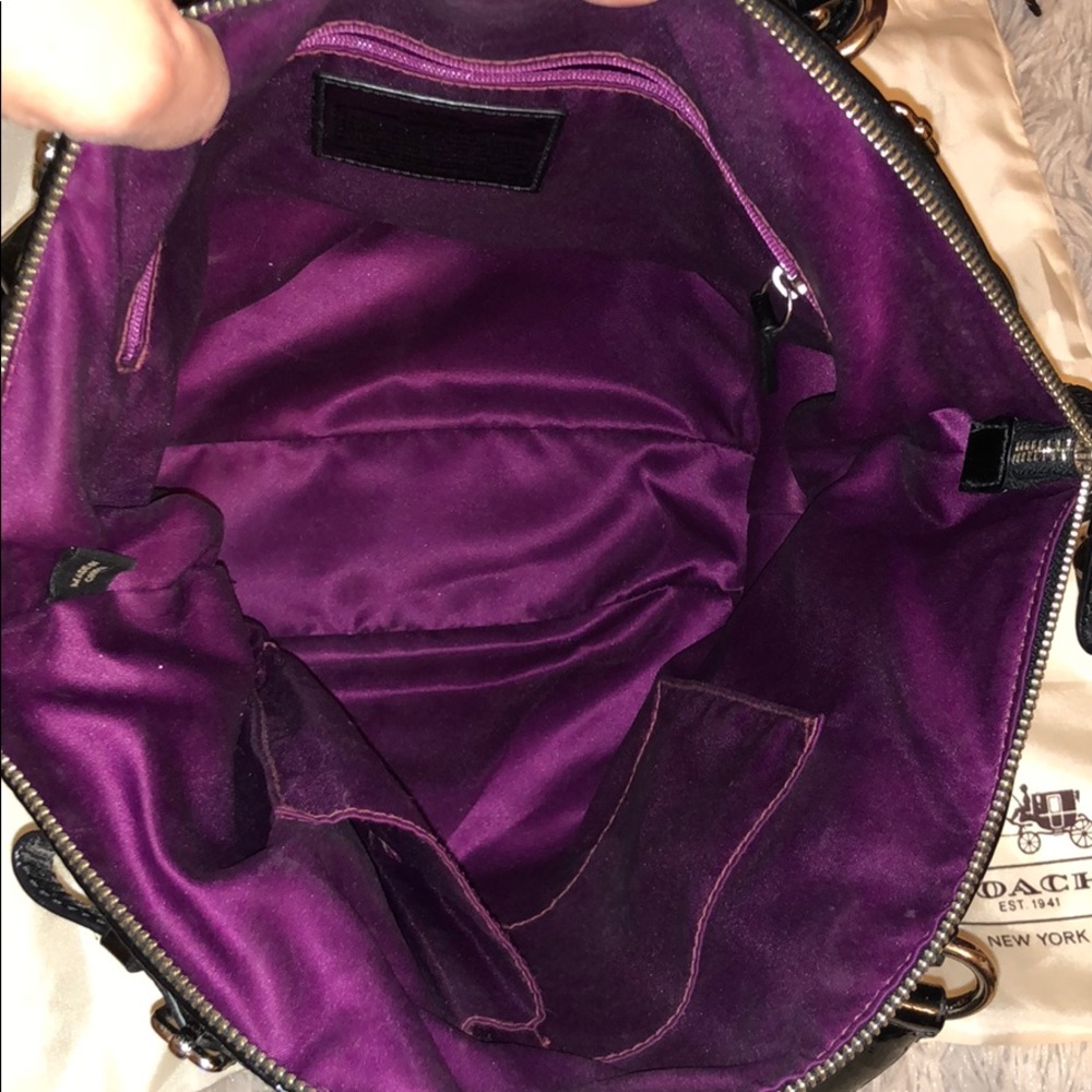 Authentic Coach handbag - Picture 6 of 6